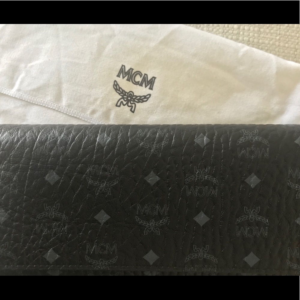 MCM Two-Toned Wallet
